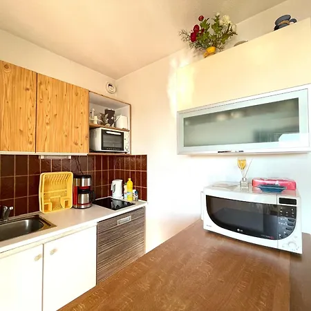 Appartamento à 50m De La Avec Parking Privé, Pour 4 Personnes - Fr-1-338-324 *